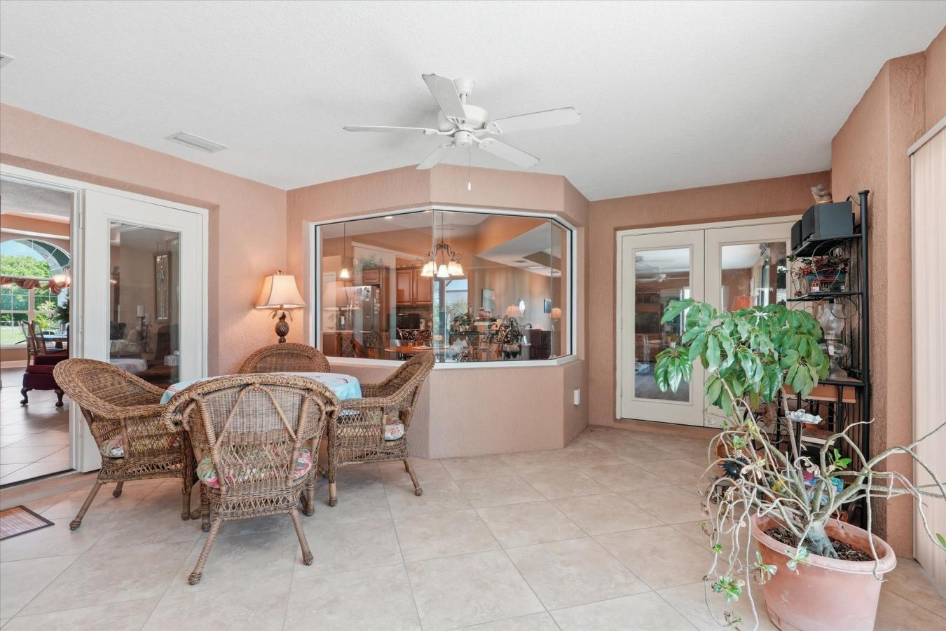 Oxford, Florida, 34484, United States, 3 Bedrooms Bedrooms, ,2 BathroomsBathrooms,Residential,For Sale,2040778