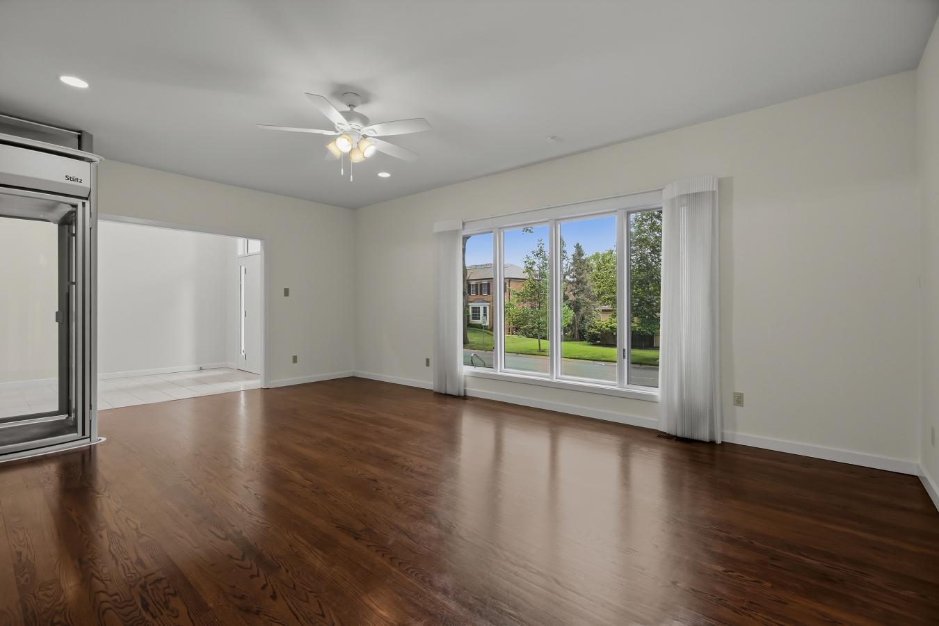 Clayton, St. Louis, 63105, United States, 4 Bedrooms Bedrooms, ,2 BathroomsBathrooms,Residential,For Sale,2040779