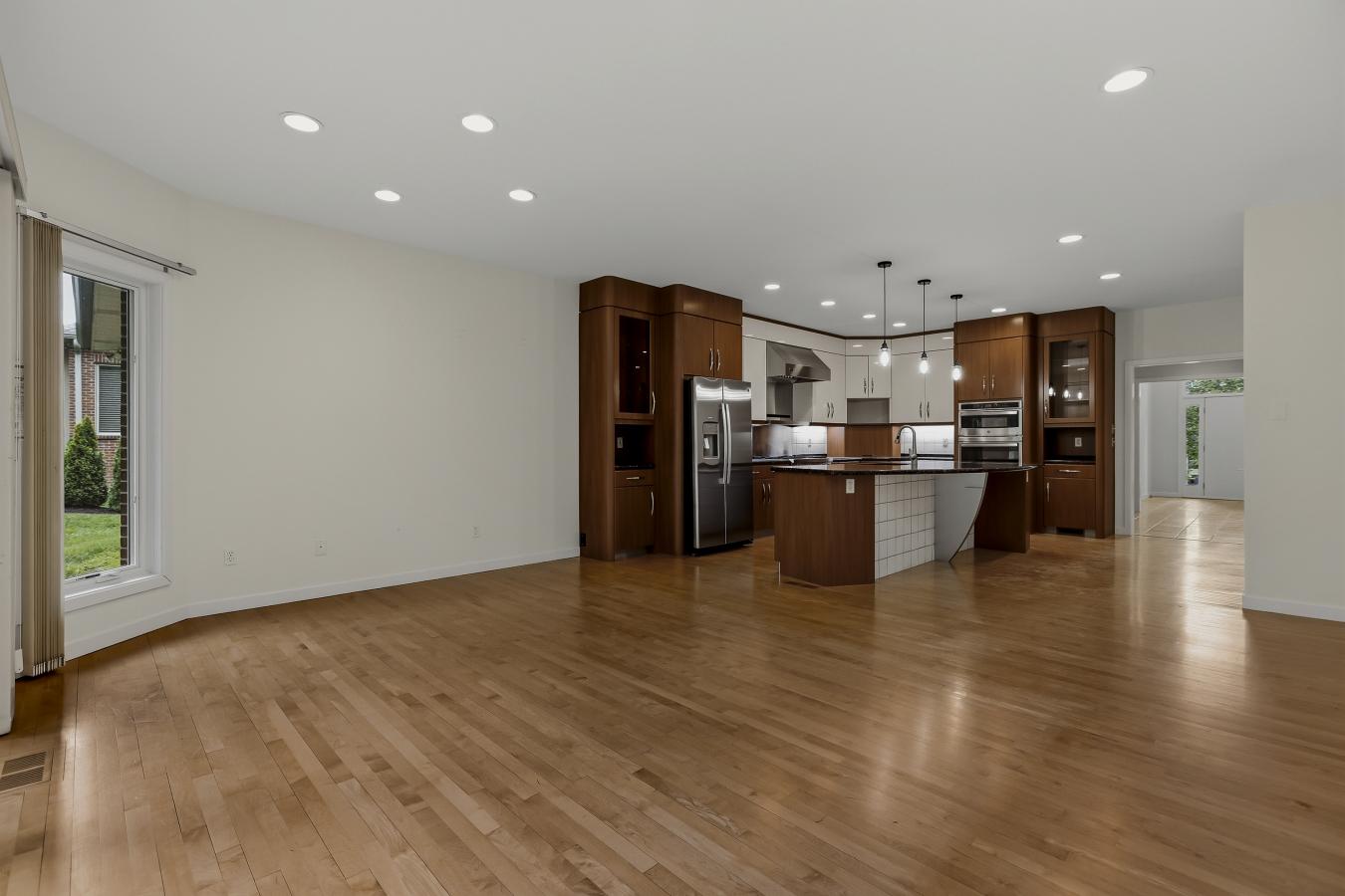Clayton, St. Louis, 63105, United States, 4 Bedrooms Bedrooms, ,2 BathroomsBathrooms,Residential,For Sale,2040779