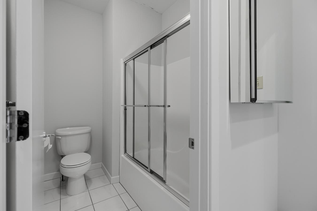 Clayton, St. Louis, 63105, United States, 4 Bedrooms Bedrooms, ,2 BathroomsBathrooms,Residential,For Sale,2040779