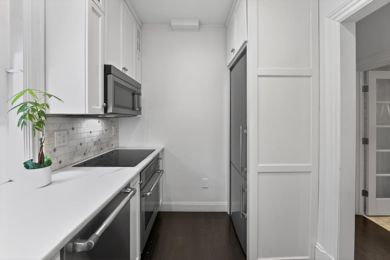 Boston, Suffolk, 02115, United States, 1 Bedroom Bedrooms, ,2 BathroomsBathrooms,Residential,For Sale,2045736