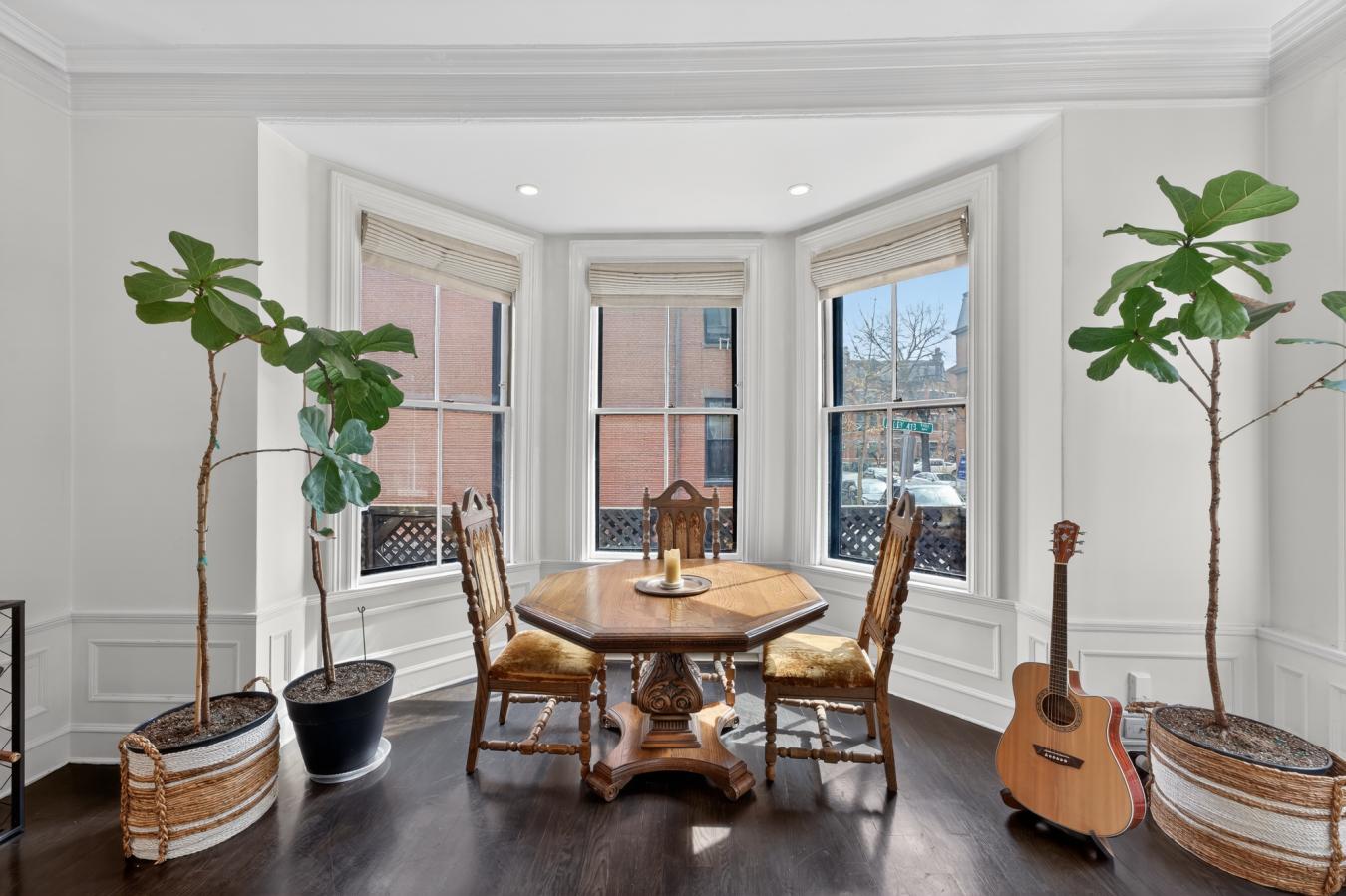 Boston, Suffolk, 02115, United States, 1 Bedroom Bedrooms, ,2 BathroomsBathrooms,Residential,For Sale,2045736