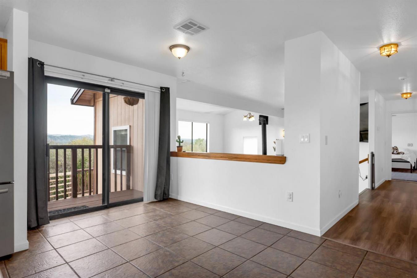 El Dorado, El Dorado, 95623, United States, ,2 BathroomsBathrooms,Residential,For Sale,2043058
