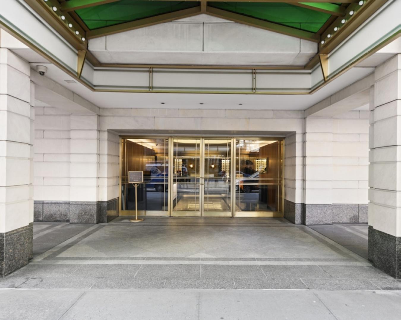 New York, New York, 10021, United States, 2 Bedrooms Bedrooms, ,3 BathroomsBathrooms,Residential,For Sale,2042566