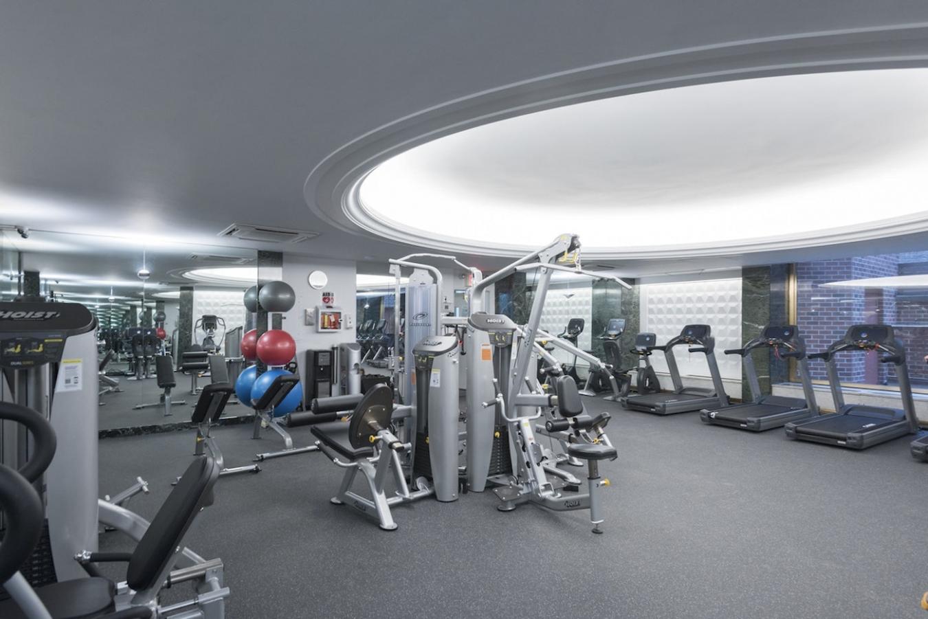 New York, New York, 10021, United States, 2 Bedrooms Bedrooms, ,3 BathroomsBathrooms,Residential,For Sale,2042566