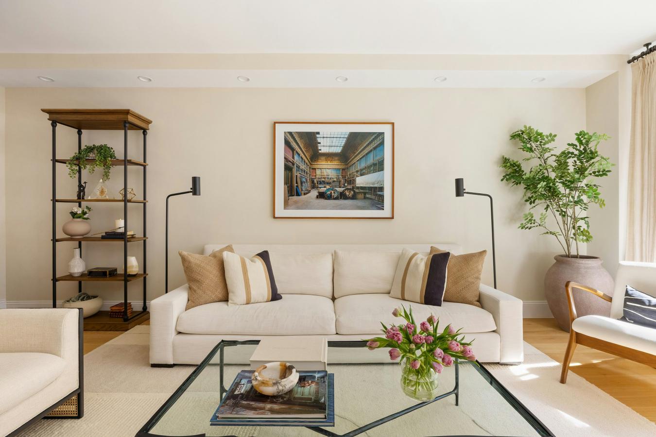 New York, New York, 10021, United States, 2 Bedrooms Bedrooms, ,3 BathroomsBathrooms,Residential,For Sale,2042566