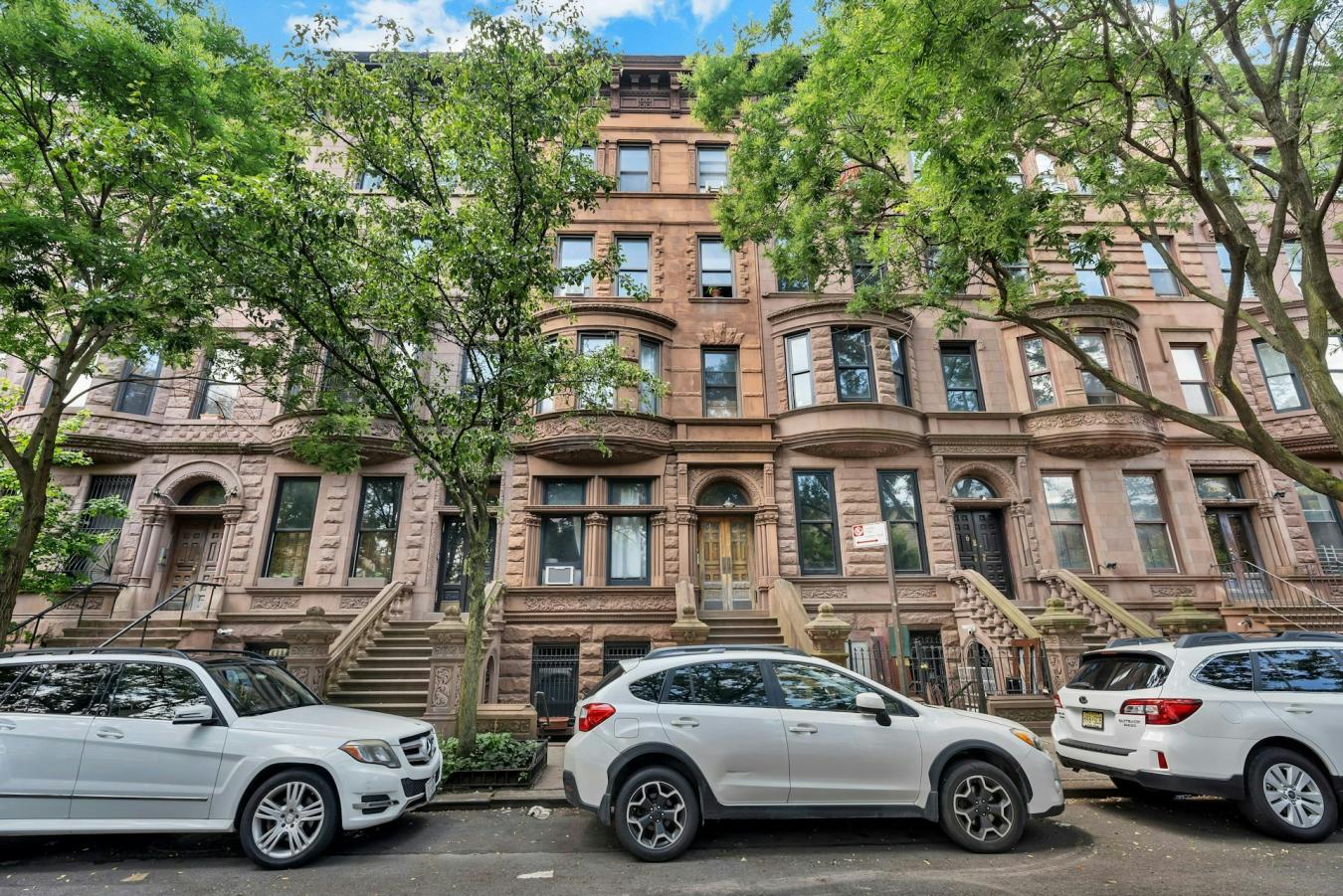 South Harlem, New York, 10027, United States, 7 Bedrooms Bedrooms, ,7 BathroomsBathrooms,Residential,For Sale,2042564
