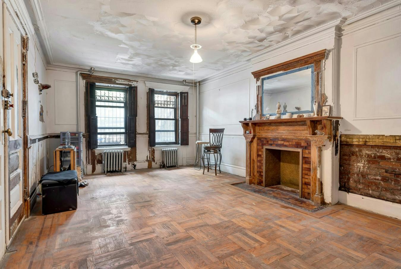 South Harlem, New York, 10027, United States, 7 Bedrooms Bedrooms, ,7 BathroomsBathrooms,Residential,For Sale,2042564