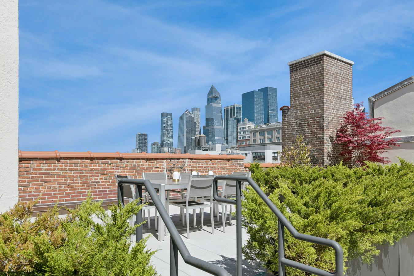 Chelsea, New York, 10011, United States, 2 Bedrooms Bedrooms, ,2 BathroomsBathrooms,Residential,For Sale,2042557