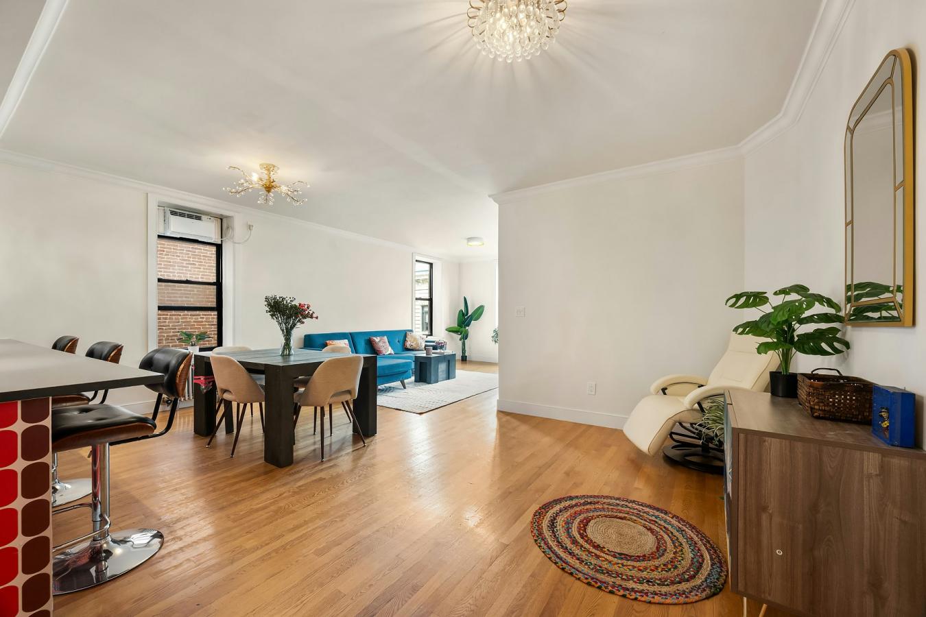 Central Harlem, New York, 10026, United States, 2 Bedrooms Bedrooms, ,2 BathroomsBathrooms,Residential,For Sale,2042556