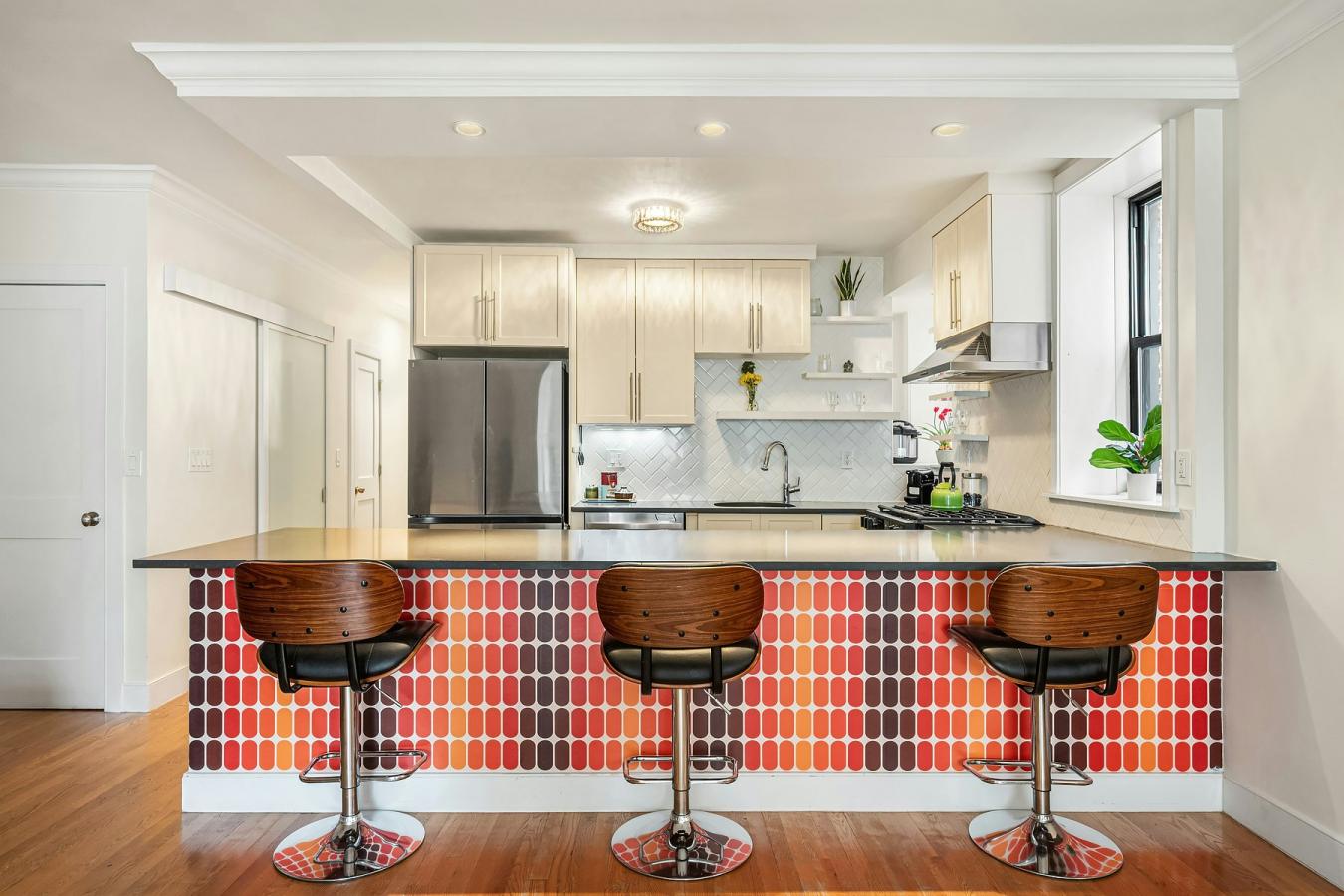 Central Harlem, New York, 10026, United States, 2 Bedrooms Bedrooms, ,2 BathroomsBathrooms,Residential,For Sale,2042556