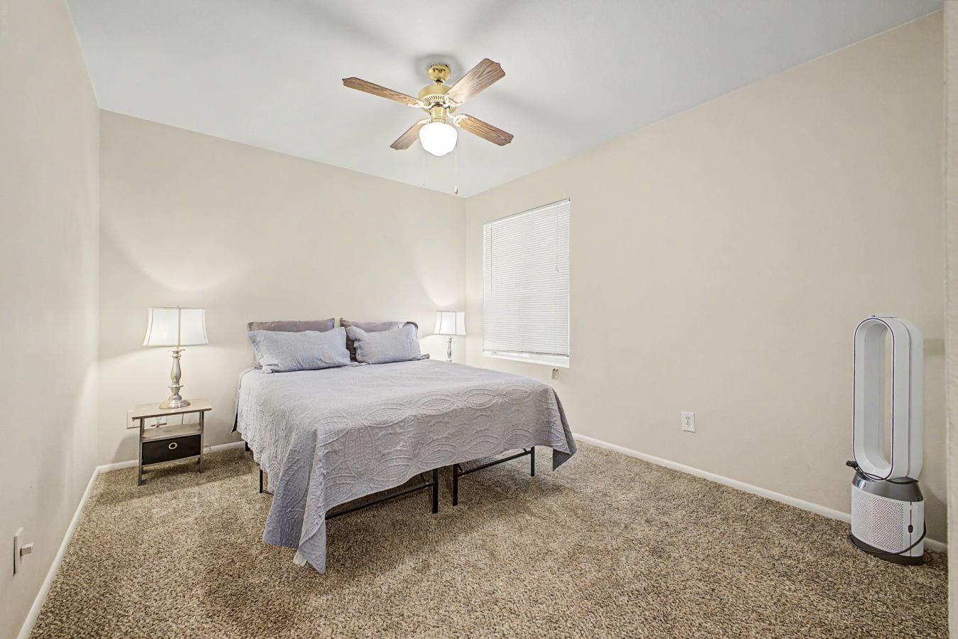 NEWER AC - WATER HEATER - ROOF: Vaulted ceilings and a corner unit giv – image 3