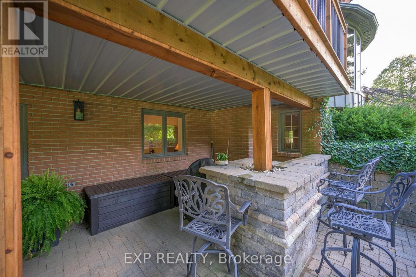 Norfolk, ON, N4B 2W6, Canada, 4 Bedrooms Bedrooms, ,3 BathroomsBathrooms,Residential,For Sale,2043057