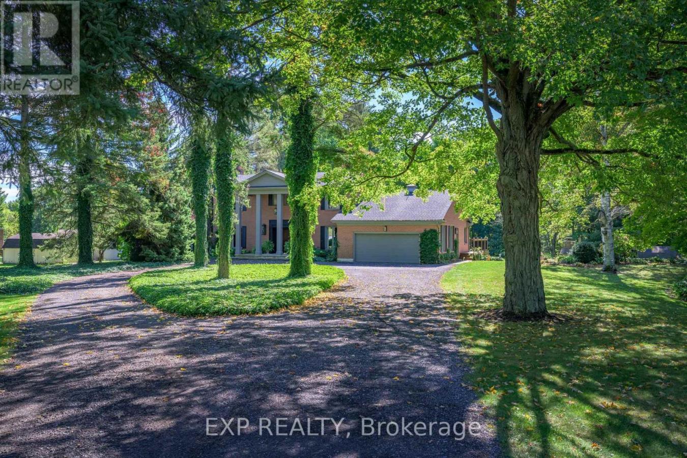 Norfolk, ON, N4B 2W6, Canada, 4 Bedrooms Bedrooms, ,3 BathroomsBathrooms,Residential,For Sale,2043057