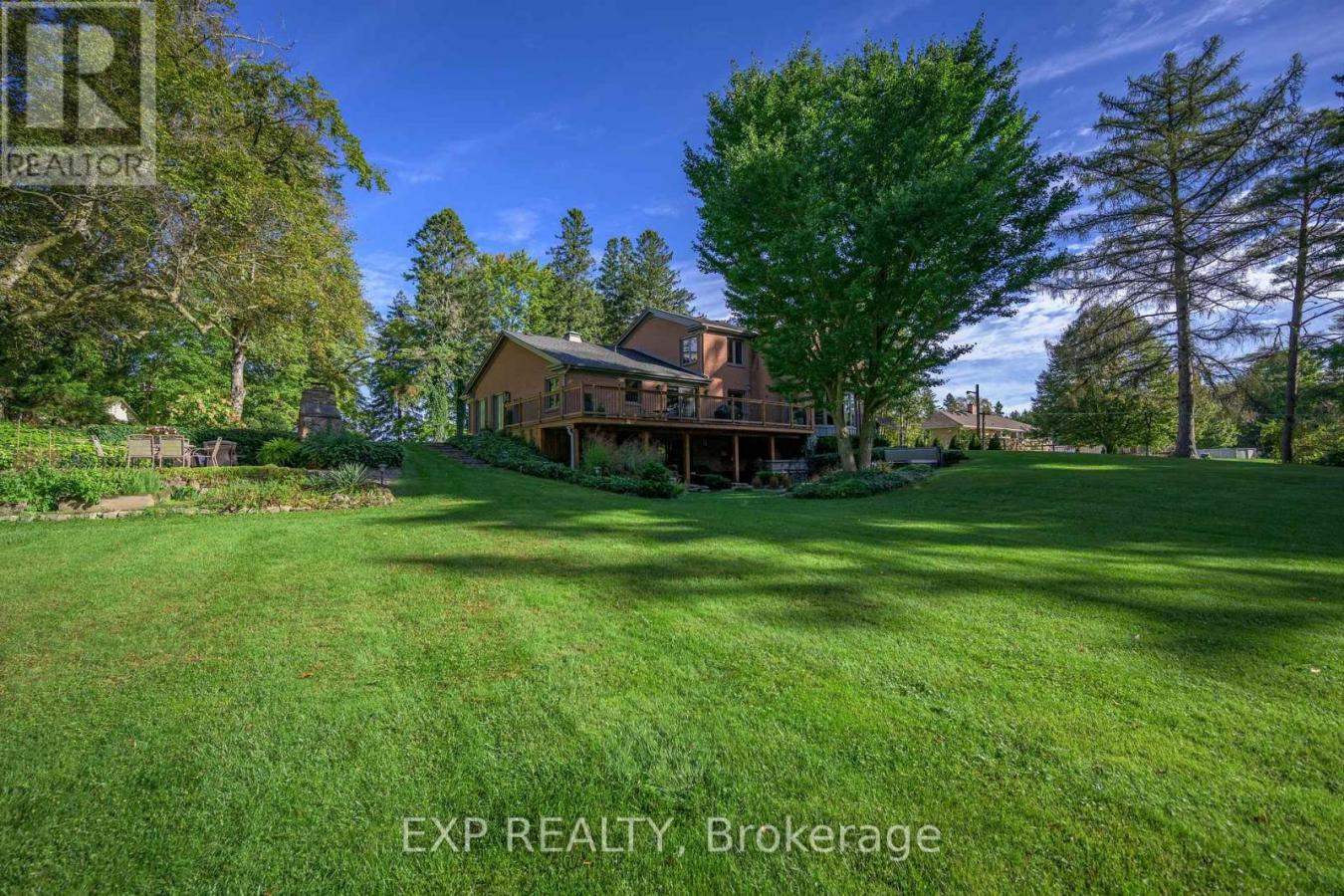 Norfolk, ON, N4B 2W6, Canada, 4 Bedrooms Bedrooms, ,3 BathroomsBathrooms,Residential,For Sale,2043057