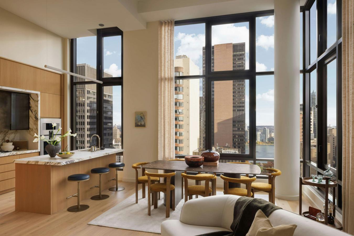 New York, New York, 10017, United States, 2 Bedrooms Bedrooms, ,2 BathroomsBathrooms,Residential,For Sale,2043056