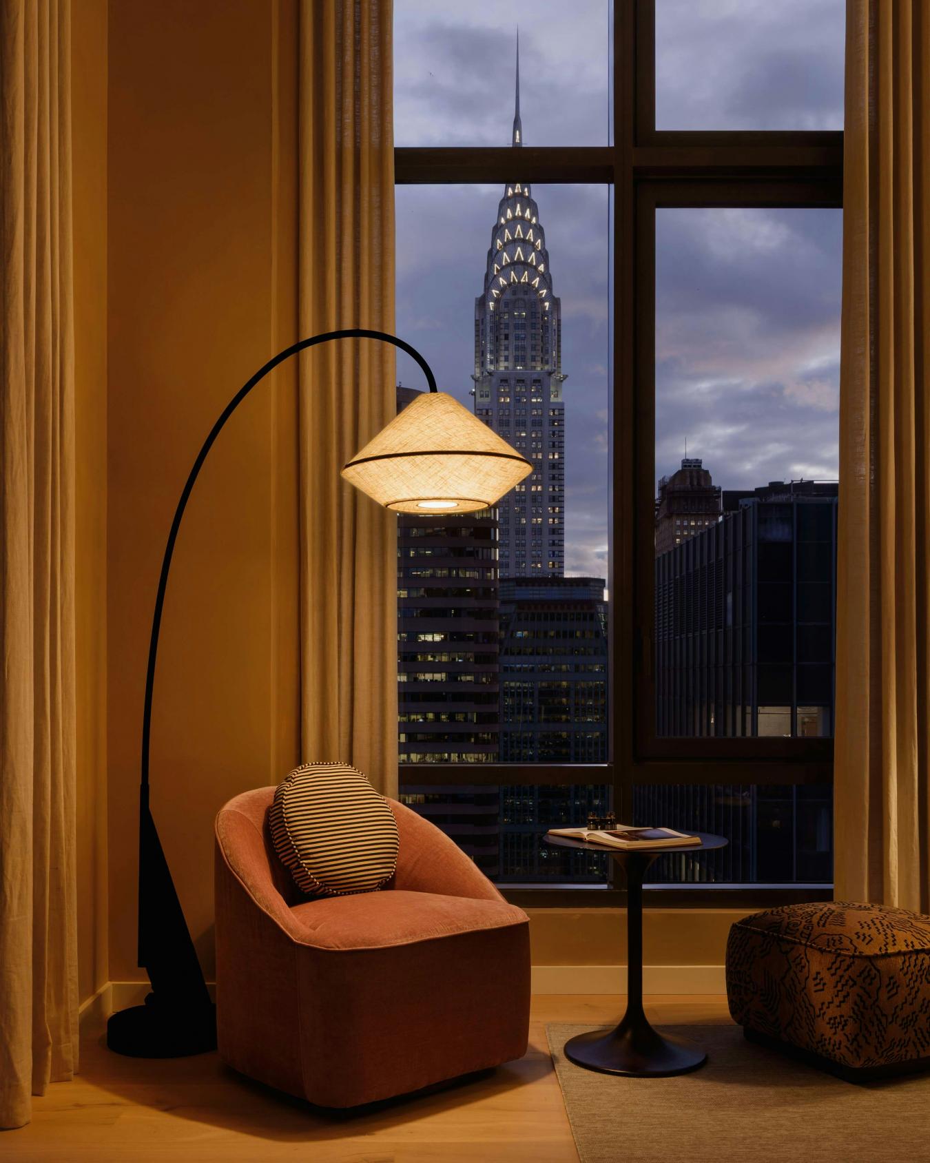 New York, New York, 10017, United States, 2 Bedrooms Bedrooms, ,2 BathroomsBathrooms,Residential,For Sale,2043056