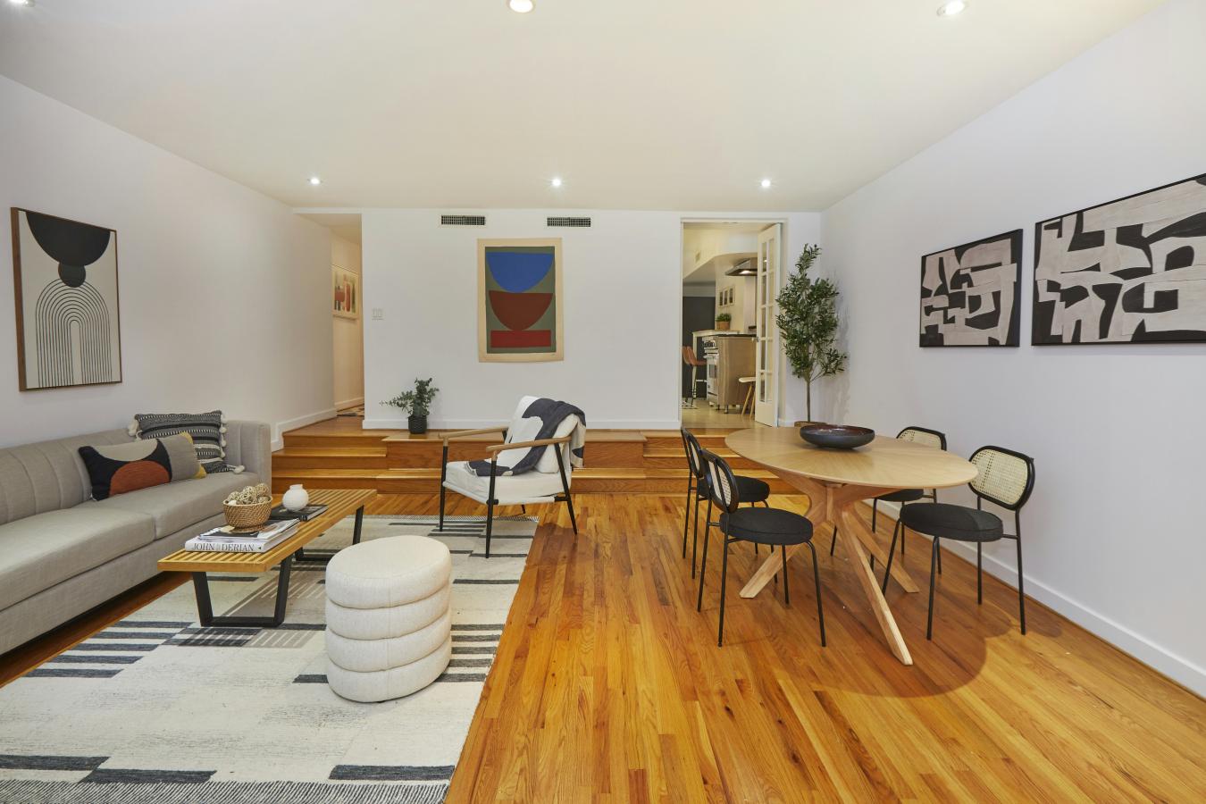 Long Island City, New York, 11101, United States, 6 Bedrooms Bedrooms, ,3 BathroomsBathrooms,Residential,For Sale,2043054