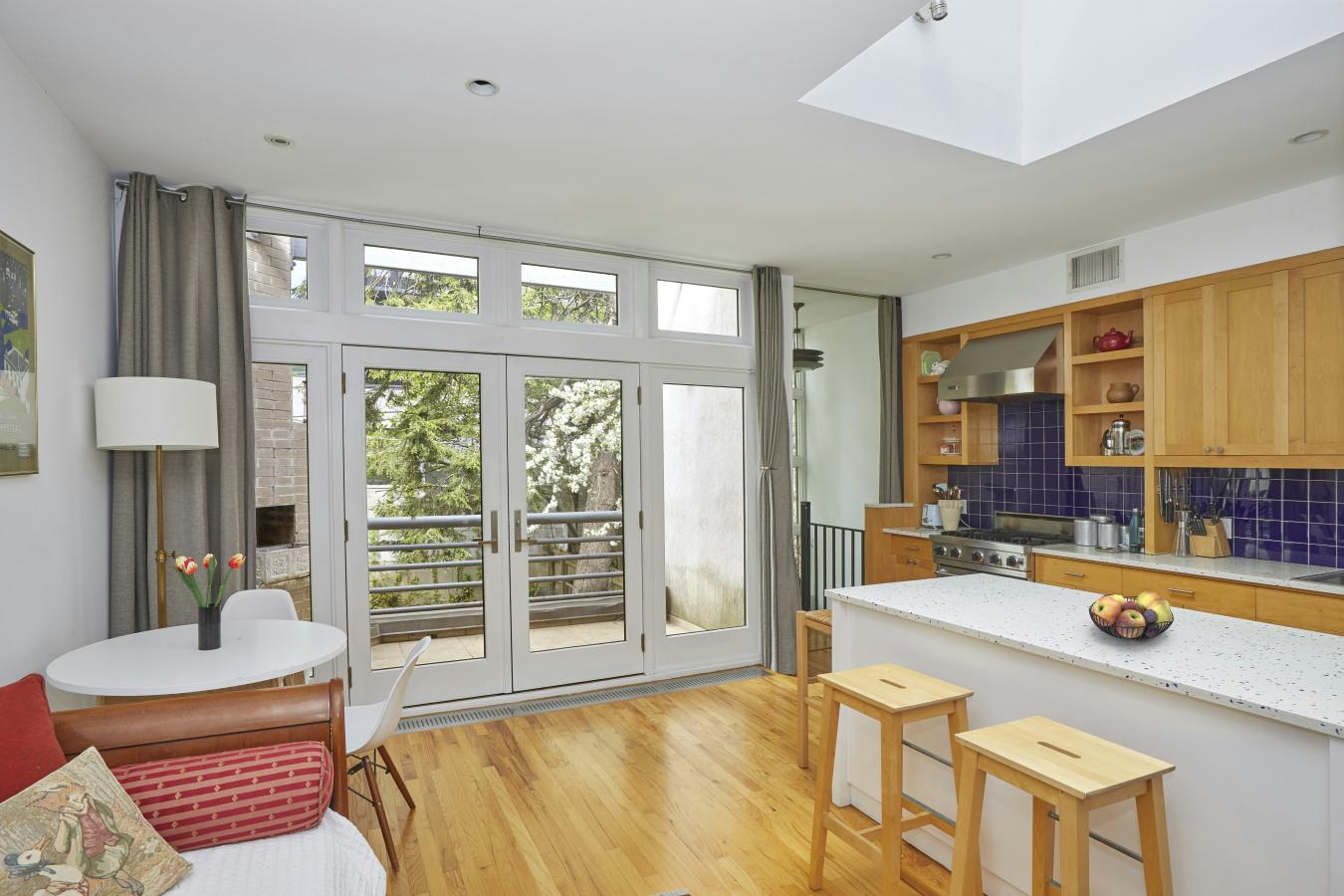 Long Island City, New York, 11101, United States, 6 Bedrooms Bedrooms, ,3 BathroomsBathrooms,Residential,For Sale,2043054