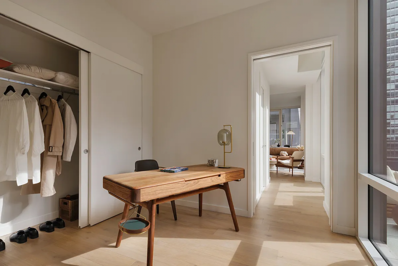 New York, New York, 10017, United States, 2 Bedrooms Bedrooms, ,2 BathroomsBathrooms,Residential,For Sale,2043053