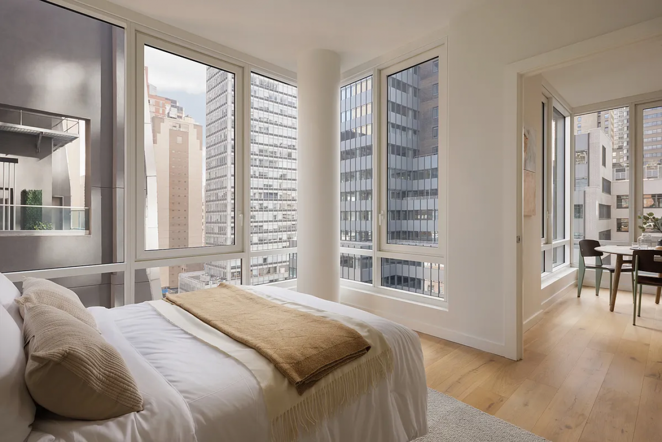 New York, New York, 10017, United States, 2 Bedrooms Bedrooms, ,2 BathroomsBathrooms,Residential,For Sale,2043053