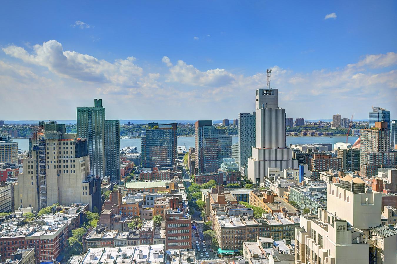 New York, New York, 10019, United States, 2 Bedrooms Bedrooms, ,2 BathroomsBathrooms,Residential,For Sale,2043051