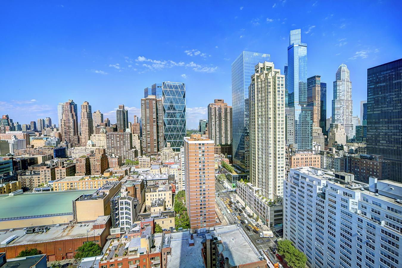 New York, New York, 10019, United States, 2 Bedrooms Bedrooms, ,2 BathroomsBathrooms,Residential,For Sale,2043051