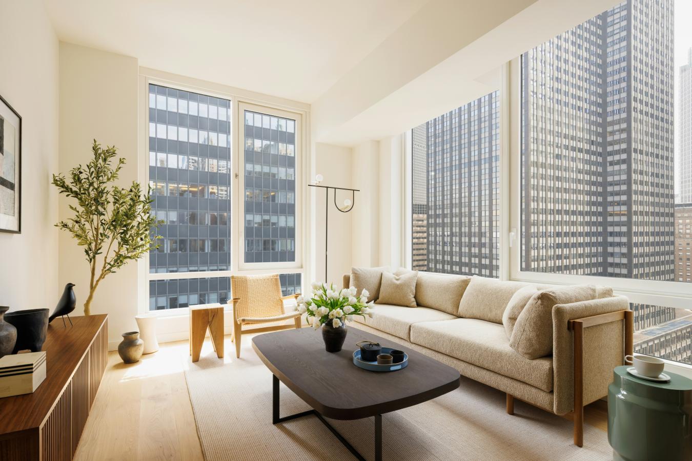 New York, New York, 10017, United States, 1 Bedroom Bedrooms, ,1 BathroomBathrooms,Residential,For Sale,2043047