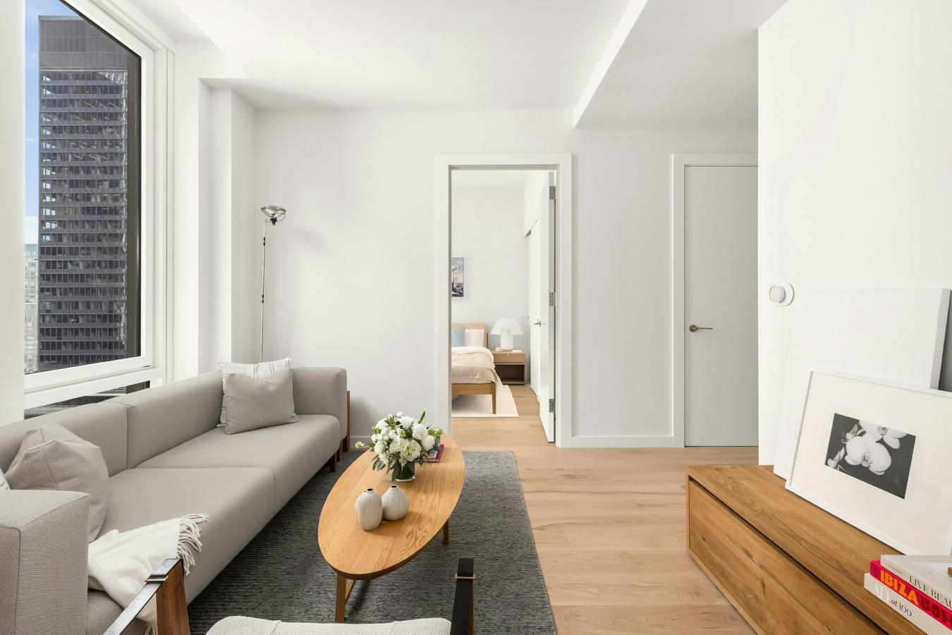 New York, New York, 10017, United States, 1 Bedroom Bedrooms, ,1 BathroomBathrooms,Residential,For Sale,2043043