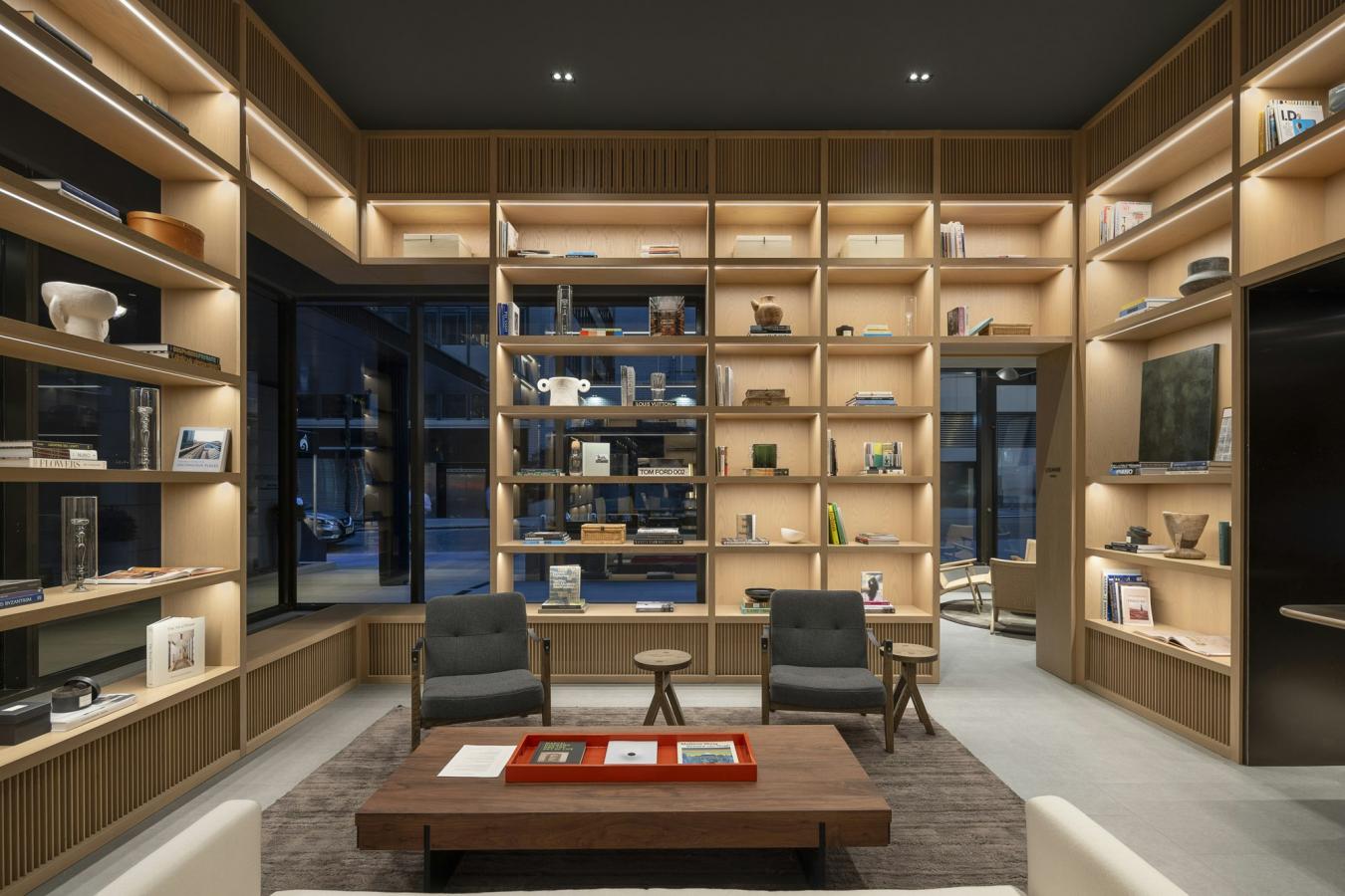 New York, New York, 10017, United States, 1 Bedroom Bedrooms, ,1 BathroomBathrooms,Residential,For Sale,2043042