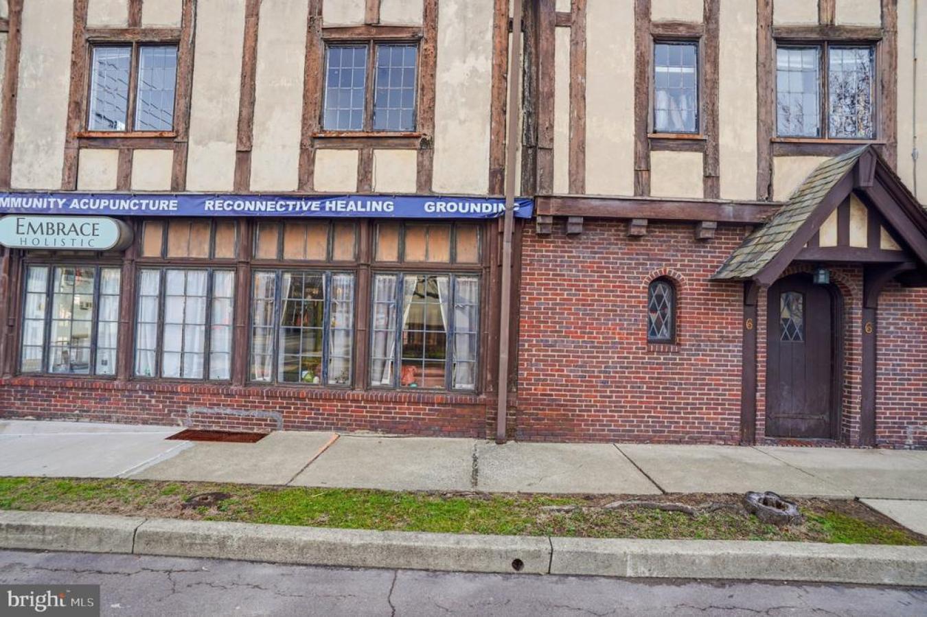 KINGSTON, LUZERNE-PA, 18704, United States, ,Residential,For Sale,2043038
