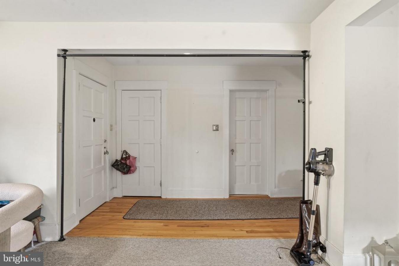 KINGSTON, LUZERNE-PA, 18704, United States, ,Residential,For Sale,2043038