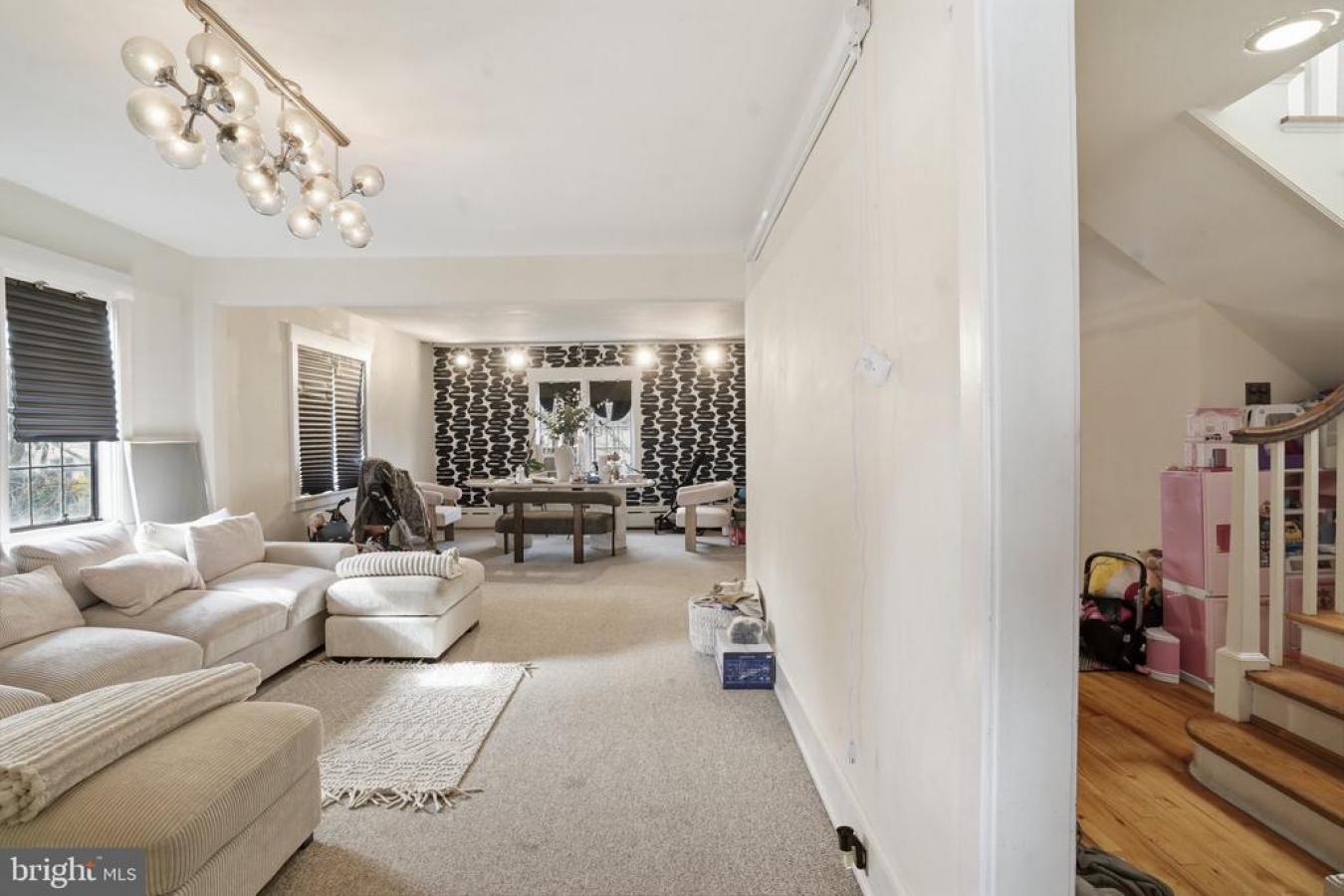 KINGSTON, LUZERNE-PA, 18704, United States, ,Residential,For Sale,2043038