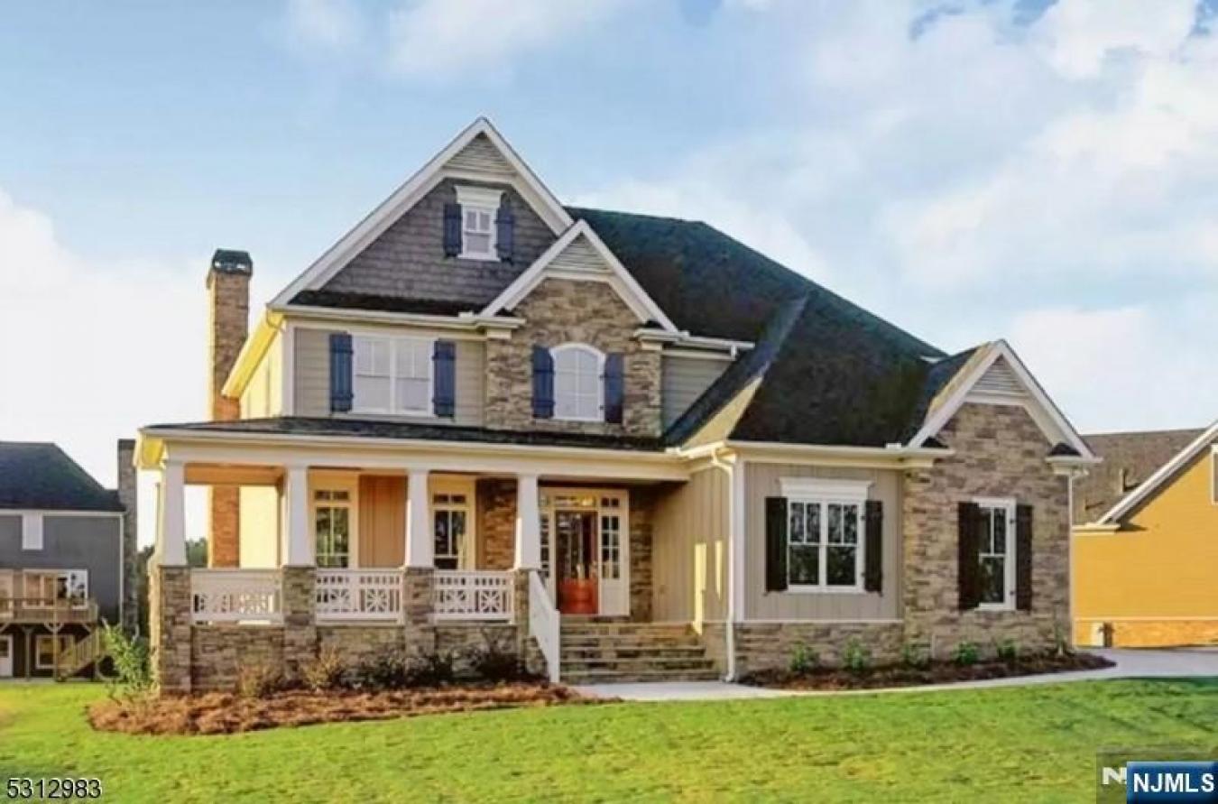 Hardyston, SUSSEX, 07419, United States, 4 Bedrooms Bedrooms, ,3 BathroomsBathrooms,Residential,For Sale,2043037