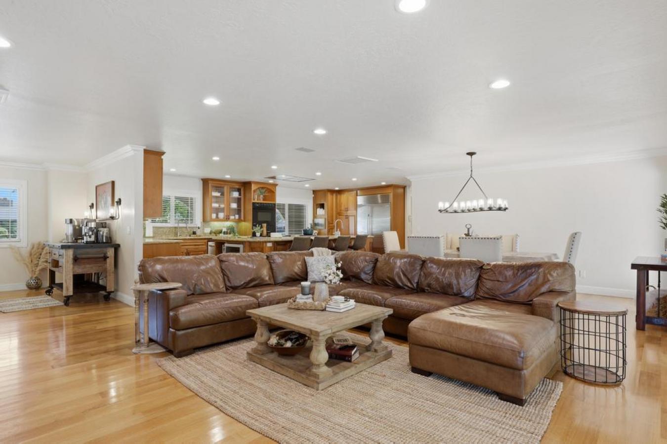 Yuba City, Sutter, 95993, United States, 4 Bedrooms Bedrooms, ,3 BathroomsBathrooms,Residential,For Sale,2043031