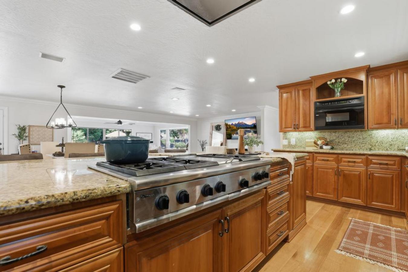 Yuba City, Sutter, 95993, United States, 4 Bedrooms Bedrooms, ,3 BathroomsBathrooms,Residential,For Sale,2043031