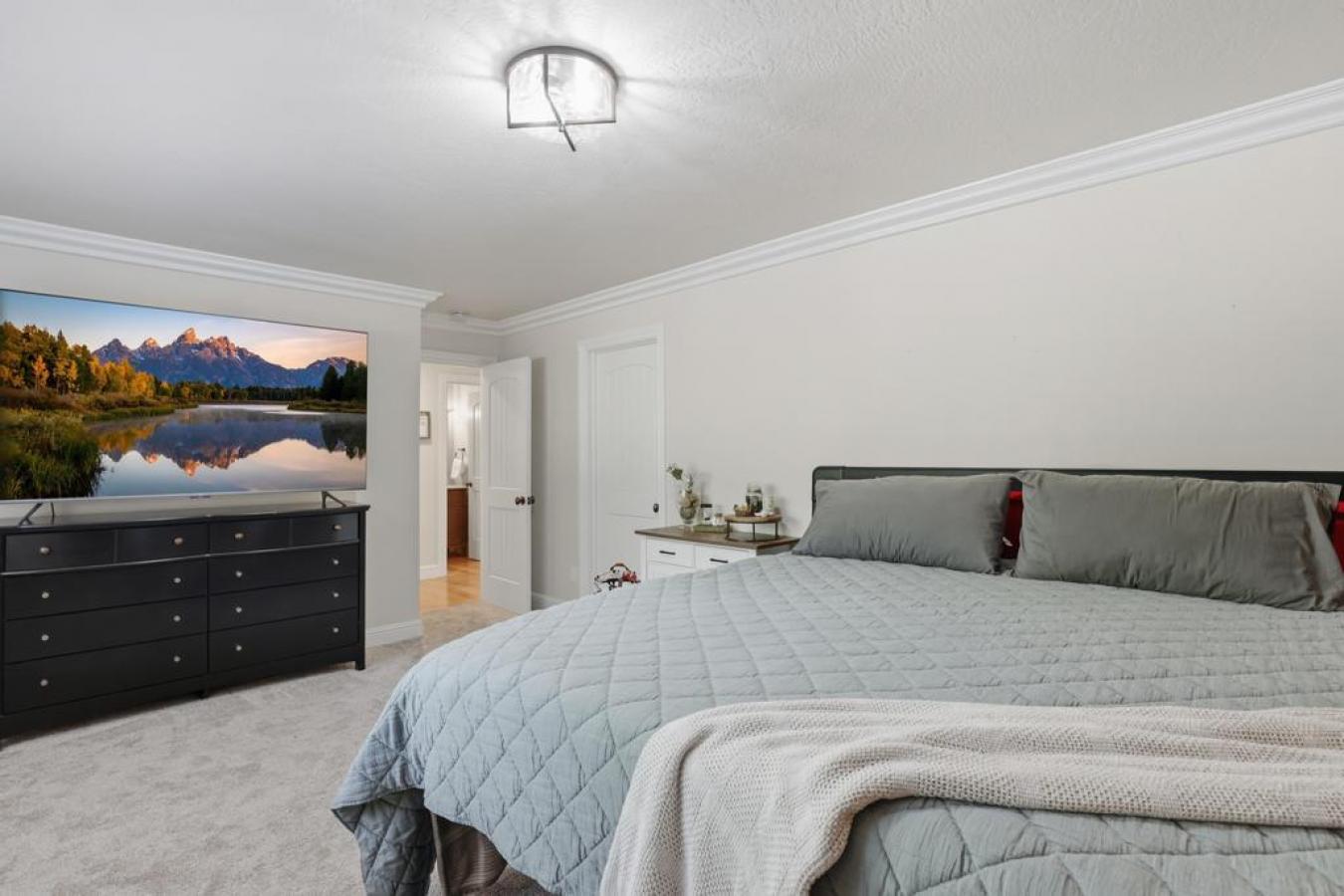 Yuba City, Sutter, 95993, United States, 4 Bedrooms Bedrooms, ,3 BathroomsBathrooms,Residential,For Sale,2043031