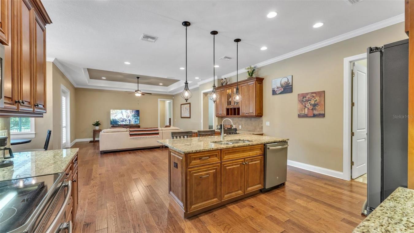 LAKELAND, Polk, 33803, United States, 4 Bedrooms Bedrooms, ,3 BathroomsBathrooms,Residential,For Sale,2043028