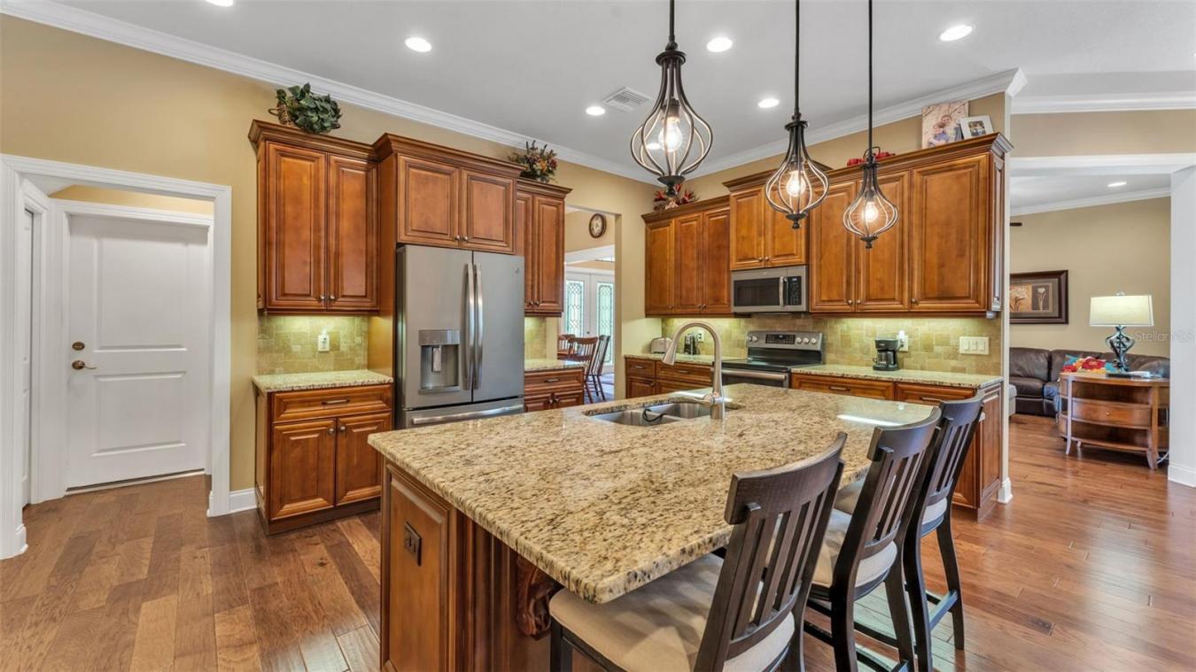 LAKELAND, Polk, 33803, United States, 4 Bedrooms Bedrooms, ,3 BathroomsBathrooms,Residential,For Sale,2043028