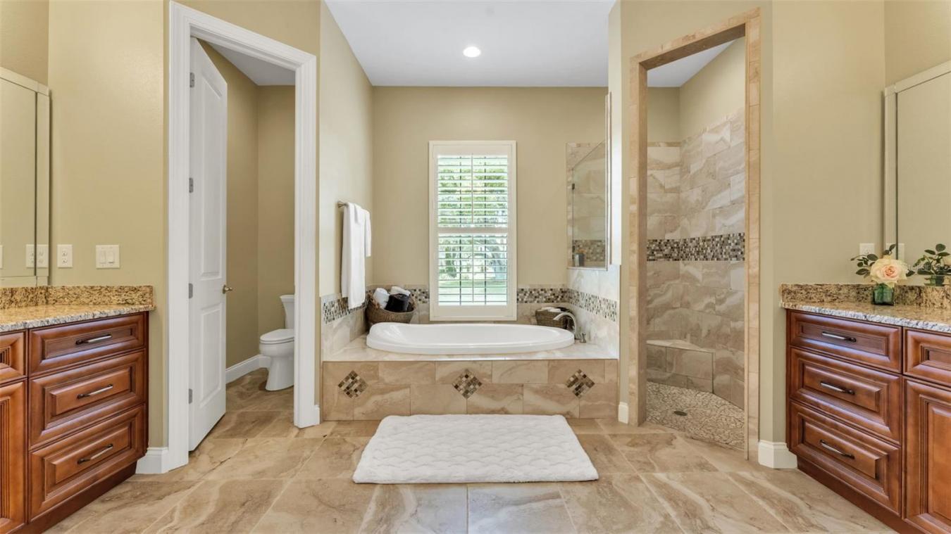 LAKELAND, Polk, 33803, United States, 4 Bedrooms Bedrooms, ,3 BathroomsBathrooms,Residential,For Sale,2043028