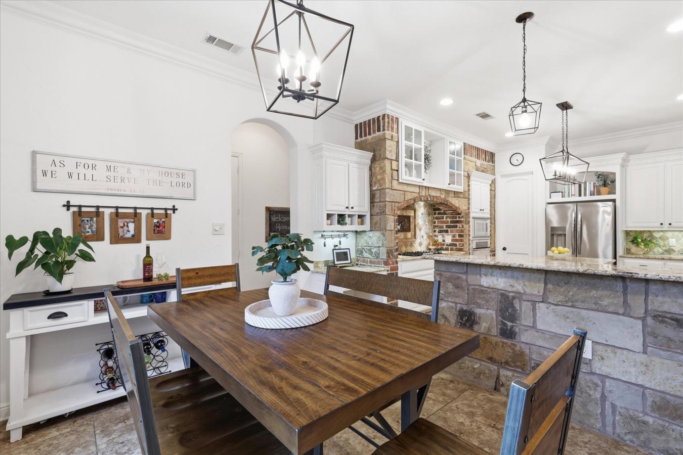 Fort Worth, Tarrant, 76052, United States, 4 Bedrooms Bedrooms, ,4 BathroomsBathrooms,Residential,For Sale,2043762