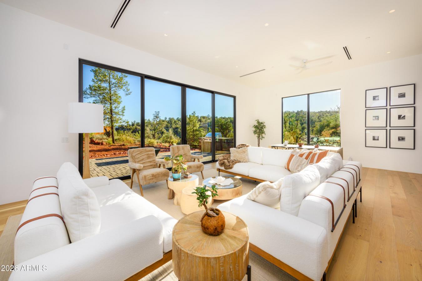 Sedona, Yavapai, 86336, United States, 4 Bedrooms Bedrooms, ,5 BathroomsBathrooms,Residential,For Sale,2043249