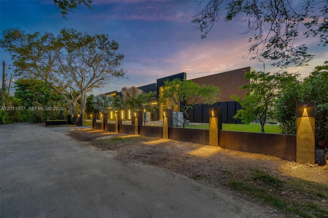 Pinecrest, Miami-Dade County, 33156, United States, 7 Bedrooms Bedrooms, ,9 BathroomsBathrooms,Residential,For Sale,2043250