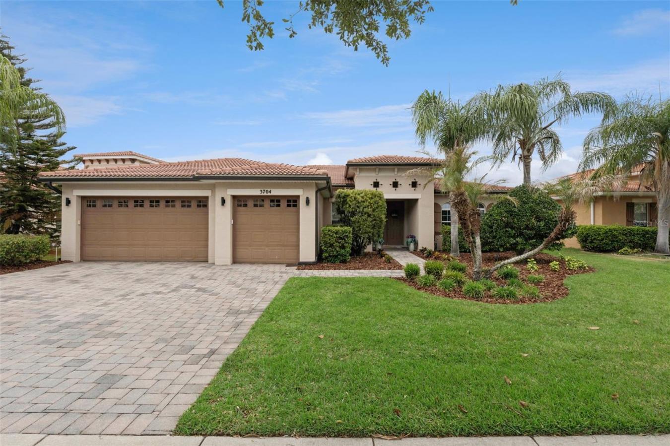 Kissimmee, Osceola, 34746, United States, 5 Bedrooms Bedrooms, ,4 BathroomsBathrooms,Residential,For Sale,2043760