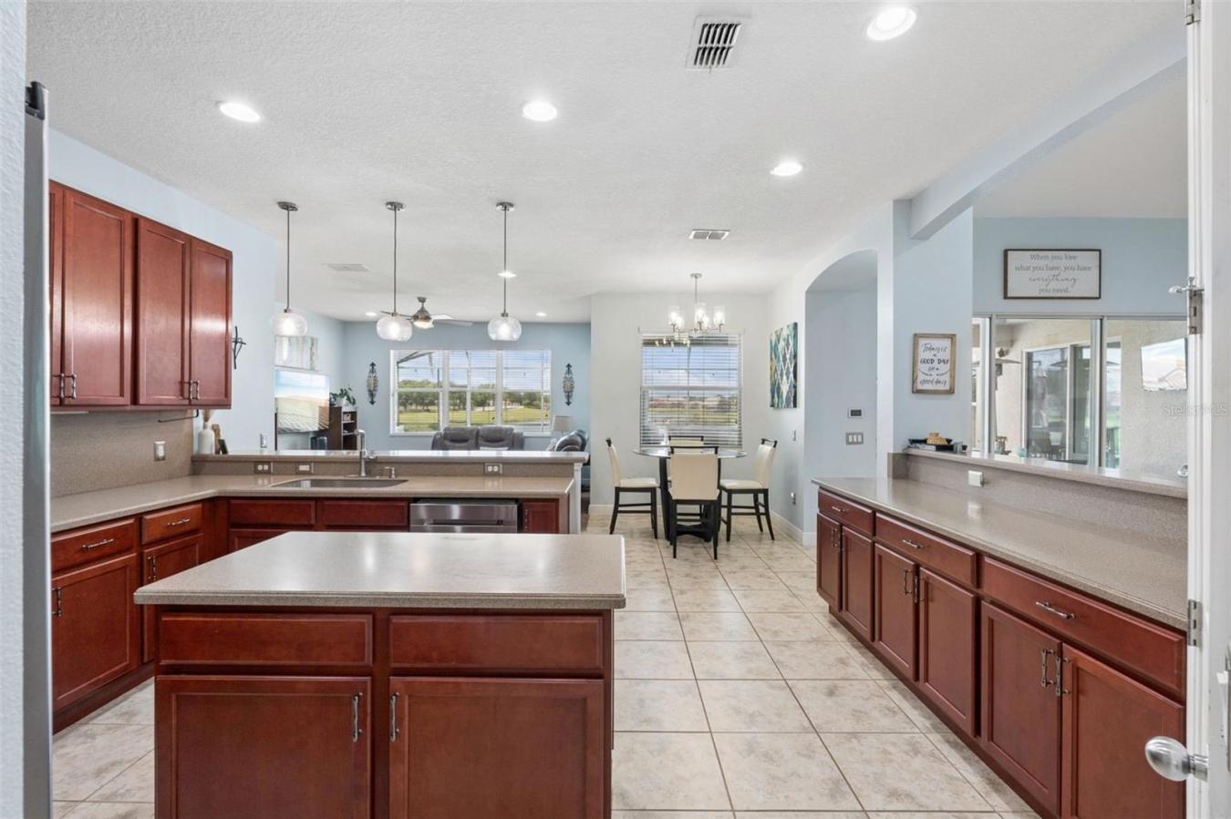 Kissimmee, Osceola, 34746, United States, 5 Bedrooms Bedrooms, ,4 BathroomsBathrooms,Residential,For Sale,2043760
