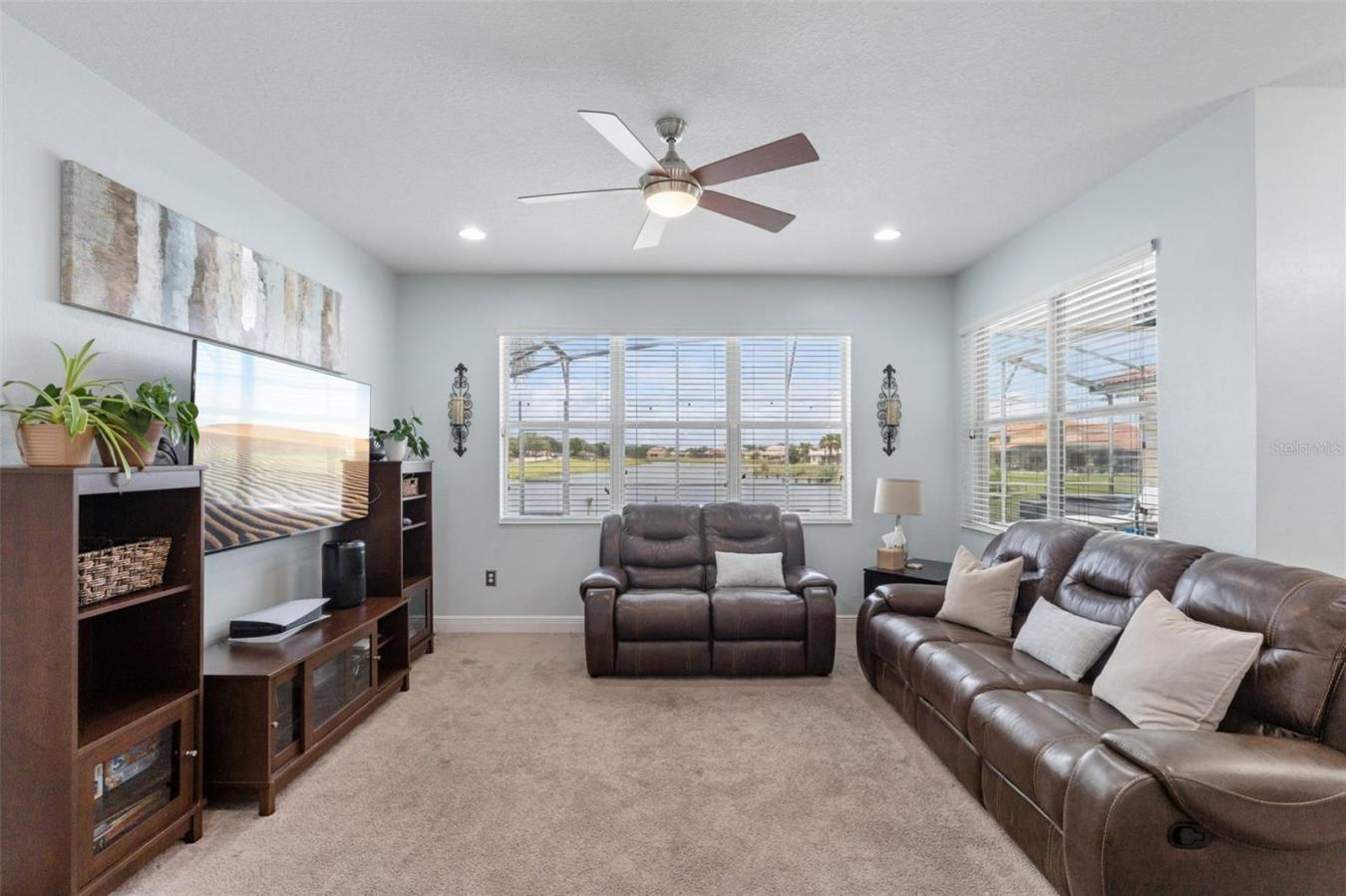 Kissimmee, Osceola, 34746, United States, 5 Bedrooms Bedrooms, ,4 BathroomsBathrooms,Residential,For Sale,2043760