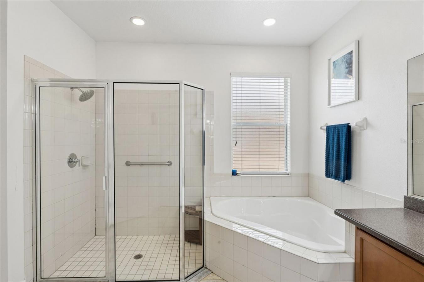 Kissimmee, Osceola, 34746, United States, 5 Bedrooms Bedrooms, ,4 BathroomsBathrooms,Residential,For Sale,2043760