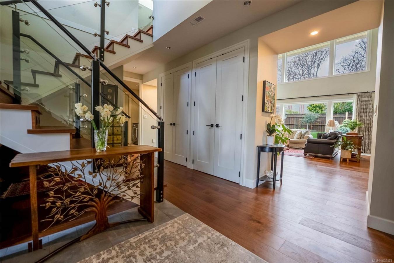 Saanich, Capital Regional District, V8N 1Z7, Canada, 4 Bedrooms Bedrooms, ,4 BathroomsBathrooms,Residential,For Sale,2043759
