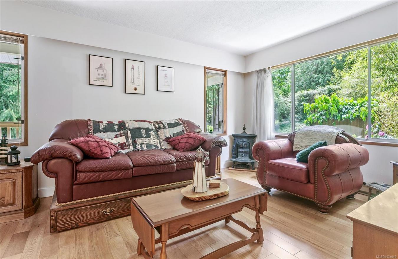 North Saanich, Capital Regional District, V8L 5J2, United States, 5 Bedrooms Bedrooms, ,3 BathroomsBathrooms,Residential,For Sale,2043757