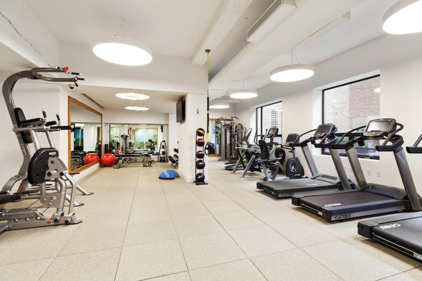 New York, New York, 10023, United States, 2 Bedrooms Bedrooms, ,2 BathroomsBathrooms,Residential,For Sale,2043752